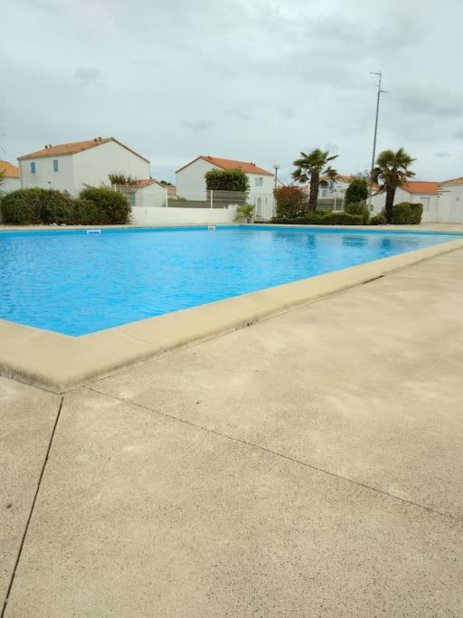 Maison De Vacances En Bord De Mer, Avec Piscine لا فاوت سور مير المظهر الخارجي الصورة